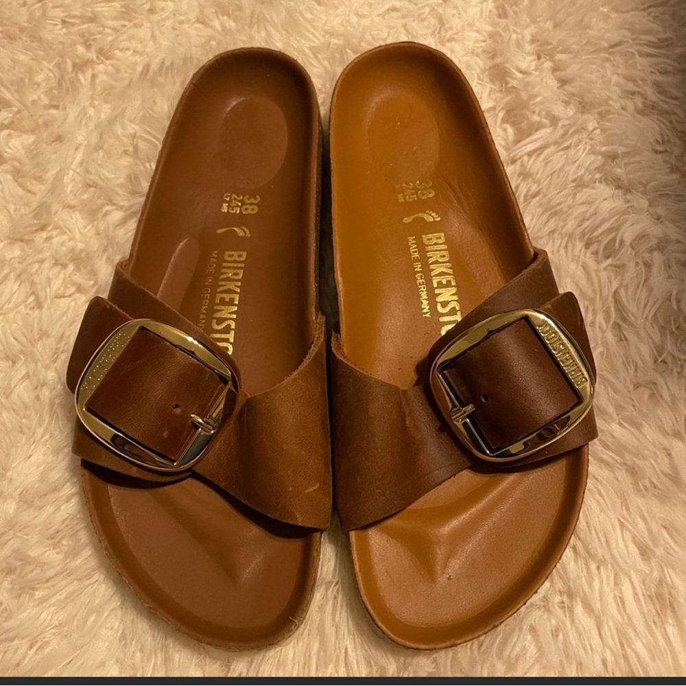 Birkenstock Madrid large gold buckle size 7